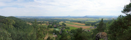 Výhled ze Svojkovských skal k jihu.