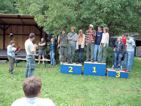 Slavnosti lužickohorských luk 17. června 2006 - vítězové soutěží.
