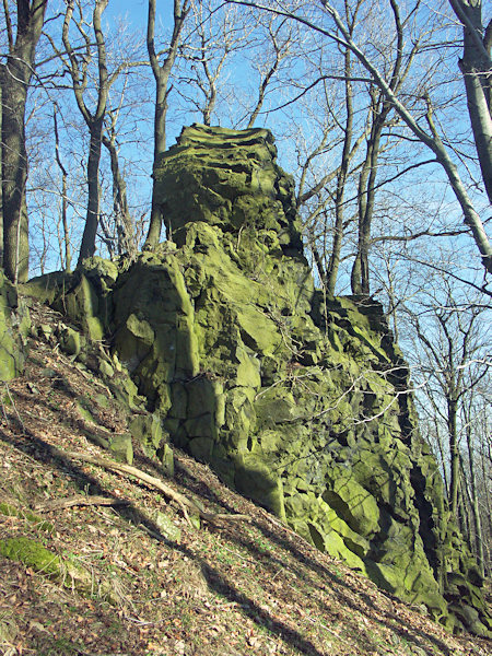 Felsen am Gipfel des Slavíček (Slabitschken).