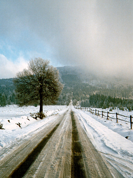 Schneetreiben bei Nová Huť (Neuhütte).