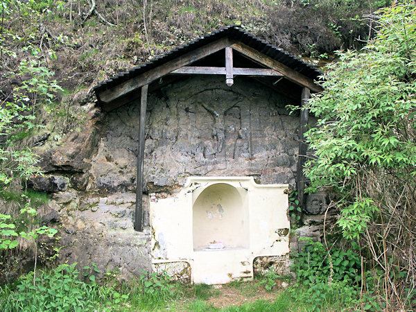 Relief der Kreuzigung bei Antonínovo údolí (Antoniental).