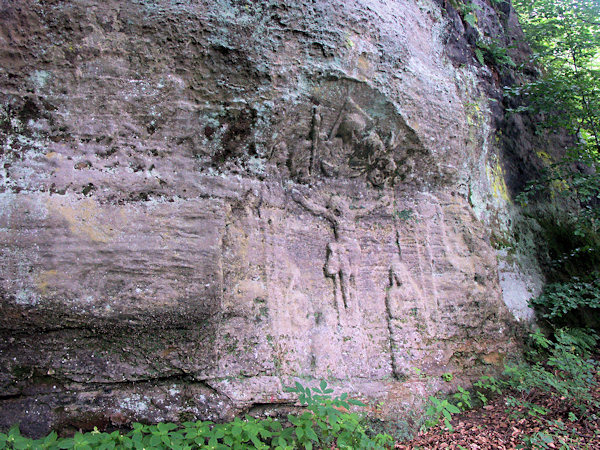 Relief der Kreuzigung bei Juliovka (Juliustal).
