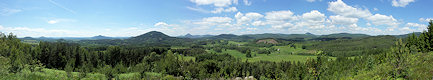 View from the Jelení vrch to the Northwest. View from the Jelení vrch to the Northwest.