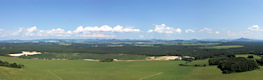 Výhled z Lysé skály u Provodína na Lužické hory.