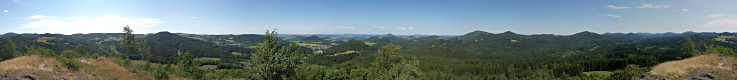 Panoramatische Aussicht vom Střední vrch.