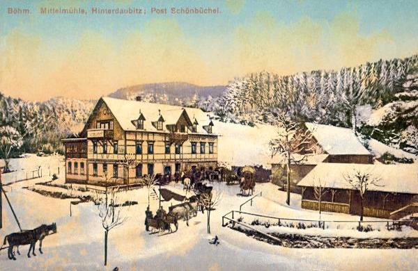 Pohlednice z roku 1914 představuje Český mlýn u Zadní Doubice v zimě.