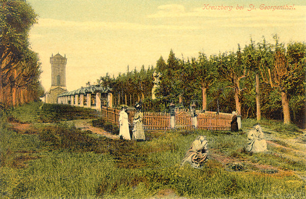 Pohlednice z roku 1906 zachycuje poutní místo na Křížové hoře s výjevem z Getsemanské zahrady v popředí.