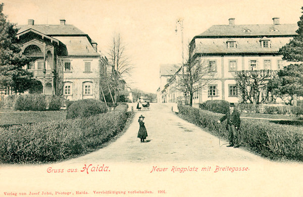 On this picture postcard from 1901 the houses on the northern side of the Palackého-náměstí-square and on both the sides of the Palackého-ulice-street are shown.