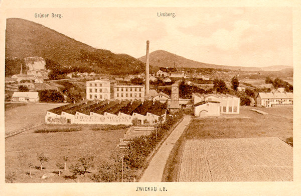 This picture postcard shows the mechanic weawing mill of Josef Niessner in the outskirts of Cvikov. Until the outbreak of the economic crisis this factory employed about 900 workers and 560 home workers. During the war it was converted to war production and after 1945 it served to the polygraphic production of the Grafostroj company.