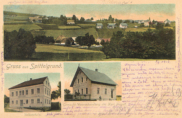 Tato pohlednice zachycuje Dolní Sedlo kolem roku 1918. Na dolních obrázcích vidíme obchod se smíšeným zbožím Karla Posselta a patrovou budovu školy, vystavěnou na místě starší dřevěné stavby v roce 1882.