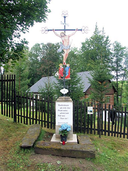 Obnovený Stelzigův kříž.