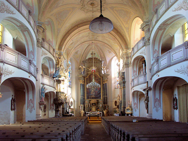 Interiér kostela sv. Maří Magdaleny.