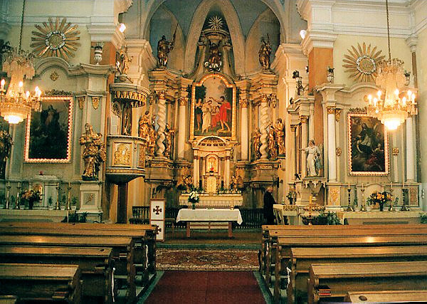 Interiér kostela sv. Jana Křtitele.