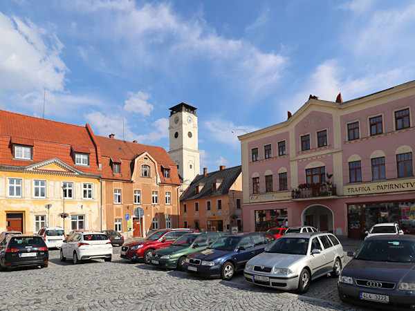 Stadtplatz, Südseite.