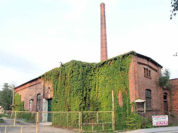 Budovy staré Müllerovy továrny si dodnes uchovaly svůj půvab.