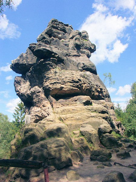 Der Falkenstein-Felsen auf der deutschen Seite ist ein beliebtes Bergsteigerziel.