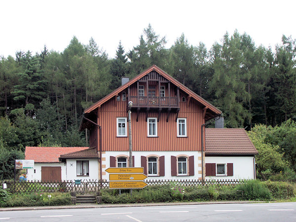 Lückendorfer Forsthaus am Sattel unterhalb des Strassberges.